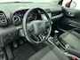 Citroën C3 Aircross SUV C-Series 110pk | Navigatie | Achteruitrijcamera | Climate Control | Cruise Control | Apple Carplay / Android Auto | DAB+ radio | Regensensor | Automatisch dimlicht | Elektrisch inklapbare spiegels | Multifunctioneel stuurwiel | Afwijkende dakkleur | Donker getint glas | 16" lichtmetalen velgen |