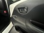 Peugeot 108 1.0 e-VTi RIJKLAAR!! Airco / Stuurbekrachtiging / LED dagrijverlichting