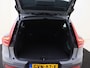 Volvo XC40 B4 Plus Dark | Trekhaak | Dodehoekdetectie | Harman/Kardon |