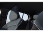 Volvo EX30 Single Motor Europa 51 kWh | Adaptieve Cruise | Parkeer Camera | Harman/Kardon | Elek. Stoelen + Geheugen | Pilot Assist | Stoel & Stuurverwarming | Digital Key