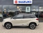 Suzuki Vitara 1.0 Boosterjet Stijl | Trekhaak | Panoramisch Schuif-Kanteldak |