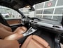BMW 3-Serie Touring 318i Corporate Lease M Sport Edition | Navigatie | LM Velgen 18" | Elektrisch Glazen Panoramadak | Cruise Control | PDC Achter | Voorstoelen Verwarmd | Airco | Meeneemprijs! |