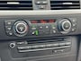 BMW 3-Serie Touring 318i Corporate Lease M Sport Edition | Navigatie | LM Velgen 18" | Elektrisch Glazen Panoramadak | Cruise Control | PDC Achter | Voorstoelen Verwarmd | Airco | Meeneemprijs! |