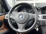 BMW 3-Serie Touring 318i Corporate Lease M Sport Edition | Navigatie | LM Velgen 18" | Elektrisch Glazen Panoramadak | Cruise Control | PDC Achter | Voorstoelen Verwarmd | Airco | Meeneemprijs! |