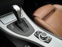 BMW 3-Serie Touring 318i Corporate Lease M Sport Edition | Navigatie | LM Velgen 18" | Elektrisch Glazen Panoramadak | Cruise Control | PDC Achter | Voorstoelen Verwarmd | Airco | Meeneemprijs! |