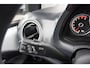 Volkswagen Up! 1.0 60PK Up! Executive Parkeercamera Climatronic