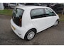 Volkswagen Up! 1.0 60PK Up! Executive Parkeercamera Climatronic