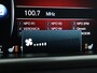 Volvo V40 2.0 T3 Momentum | Stoel verwarming | Voorruit verwarming | Parkeer Sensoren | Alcantara bekleding
