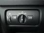 Volvo V40 2.0 T3 Momentum | Stoel verwarming | Voorruit verwarming | Parkeer Sensoren | Alcantara bekleding