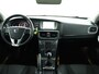 Volvo V40 2.0 T3 Momentum | Stoel verwarming | Voorruit verwarming | Parkeer Sensoren | Alcantara bekleding