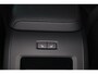 Volvo V60 B4 Essential Edition Sport - Intellisafe Assist & Surround - Parkeercamera achter- Verwarmbare voorstoelen, stuurwiel en achterbank - Parkeersensoren voor & achter - Lederen bekleding - 19" Wielen -