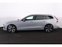Volvo V60 B4 Essential Edition Sport - Intellisafe Assist & Surround - Parkeercamera achter- Verwarmbare voorstoelen, stuurwiel en achterbank - Parkeersensoren voor & achter - Lederen bekleding - 19" Wielen -