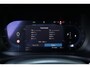 Volvo V60 B4 Essential Edition Sport - Intellisafe Assist & Surround - Parkeercamera achter- Verwarmbare voorstoelen, stuurwiel en achterbank - Parkeersensoren voor & achter - Lederen bekleding - 19" Wielen -