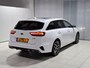 Kia Ceed Sportswagon 1.0 T-GDi GT-Line Stoel en stuur verwarming, schuif / kantel dak, Navigatie, Camera.