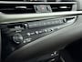 Lexus ES 300h Business Line | Carplay | Adaptive Cruise Control | Parkeersensoren |
