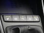 Hyundai i20 1.0 T-GDI Premium / Navigatie / 1ste Eigenaar / 16" LMV / Stoel & Stuurwiel verwarming voor / Airco Climate control / Cruise Control / Blindspot / Dealer onderhouden /