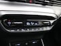 Hyundai i20 1.0 T-GDI Premium / Navigatie / 1ste Eigenaar / 16" LMV / Stoel & Stuurwiel verwarming voor / Airco Climate control / Cruise Control / Blindspot / Dealer onderhouden /