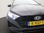 Hyundai i20 1.0 T-GDI Premium / Navigatie / 1ste Eigenaar / 16" LMV / Stoel & Stuurwiel verwarming voor / Airco Climate control / Cruise Control / Blindspot / Dealer onderhouden /