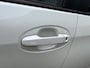 Toyota Yaris 1.5 Hybrid Dynamic Bi-tone | All season | Stoelverwarming |