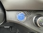 Toyota Yaris 1.5 Hybrid Dynamic Bi-tone | All season | Stoelverwarming |