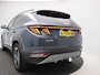 Hyundai Tucson 1.6 T-GDI HEV Premium / Dealeronderhouden / Afneembare Trekhaak / 1650kg Trekgewicht / Stoel en Stuur Verwarming / 360 Camera / Stoelgeheugen / Verwarmde Achterbank / Navigatie / Lederen bekleding /
