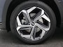 Hyundai Tucson 1.6 T-GDI HEV Premium / Dealeronderhouden / Afneembare Trekhaak / 1650kg Trekgewicht / Stoel en Stuur Verwarming / 360 Camera / Stoelgeheugen / Verwarmde Achterbank / Navigatie / Lederen bekleding /