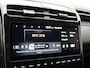 Hyundai Tucson 1.6 T-GDI HEV Premium / Dealeronderhouden / Afneembare Trekhaak / 1650kg Trekgewicht / Stoel en Stuur Verwarming / 360 Camera / Stoelgeheugen / Verwarmde Achterbank / Navigatie / Lederen bekleding /