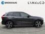 Volvo XC60 T6 Plug-in hybrid AWD Plus Dark 360 Camera | Panoramadak | Sportstoelen | Wegklapbare trekhaak | Extra getint glas | 21" Lichtmetalen velgen | | Achterbank verwarmd | Alarmsysteem | Apple Carplay/Android Auto|telefoonintegratie premium