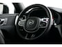 Volvo XC60 T6 Plug-in hybrid AWD Plus Dark | Achterbank verwarmd | Alarmsysteem | Apple Carplay/Android Auto|telefoonintegratie premium