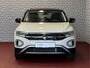 Volkswagen T-Roc 1.5 TSI 150PK STYLE PLUSBI-TONE ZWART DAK/SPIEGELS ALCANTARA IQ. ELEK.KLEP ADAP.CRUISE VIR.COCKPIT CAMERA STOEL/STUUR VERW. 17''LMV 06/2024