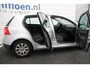 Volkswagen Golf 1.6 FSI Optive 2 nette 5-deurs met airco