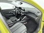 Peugeot e-208 EV Style 50 kWh 136pk | Accu SOH 100% | Navigatie | Climate Control | Cruise Control | Parkeersensoren v+a | Stoelverwarming | Keyless | Apple Carplay / Android Auto | DAB+ radio | Led koplampen | Elektrisch inklapbare spiegels | Armsteun | Donker getint glas | 16" lichtmetalen velgen |