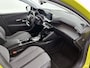 Peugeot e-208 EV Style 50 kWh 136pk | Accu SOH 99,9% | Navigatie | Climate Control | Cruise Control | Parkeersensoren v+a | Stoelverwarming | Keyless | Apple Carplay / Android Auto | DAB+ radio | Led koplampen | Elektrisch inklapbare spiegels | Armsteun | Donker getint glas | 16" lichtmetalen velgen |