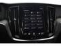 Volvo V60 2.0 T6 Recharge AWD R-Design | Stoel + stuur verwarming | Camera | Trekhaak | Stoel geheugen | 19 Inch | Keyless