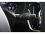 Volvo V60 2.0 T6 Recharge AWD R-Design | Stoel + stuur verwarming | Camera | Trekhaak | Stoel geheugen | 19 Inch | Keyless