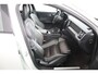 Volvo V60 2.0 T6 Recharge AWD R-Design | Stoel + stuur verwarming | Camera | Trekhaak | Stoel geheugen | 19 Inch | Keyless