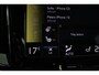 Volvo V60 2.0 T6 Recharge AWD R-Design | Stoel + stuur verwarming | Camera | Trekhaak | Stoel geheugen | 19 Inch | Keyless