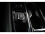 Volvo V60 2.0 T6 Recharge AWD R-Design | Stoel + stuur verwarming | Camera | Trekhaak | Stoel geheugen | 19 Inch | Keyless