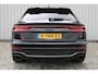 Audi Q8 RSQ8 quattro | 600 PK | Carbon in/exterieur | Keramische remmen | Bang & Olufsen | Stoelverwarming voor + achter | Stoelventilatie | Alcantara stuurwiel/hemel | 360° camera | Trekhaak |