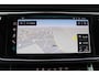 Audi Q8 RSQ8 quattro | 600 PK | Carbon in/exterieur | Keramische remmen | Bang & Olufsen | Stoelverwarming voor + achter | Stoelventilatie | Alcantara stuurwiel/hemel | 360° camera | Trekhaak |