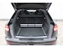 Audi Q8 RSQ8 quattro | 600 PK | Carbon in/exterieur | Keramische remmen | Bang & Olufsen | Stoelverwarming voor + achter | Stoelventilatie | Alcantara stuurwiel/hemel | 360° camera | Trekhaak |