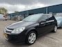 Opel Astra 1.9 CDTi Business | Automaat | Diesel | Parkeersensoren | NAP | Navi | Airco | Trekhaak |