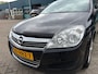 Opel Astra 1.9 CDTi Business | Automaat | Diesel | Parkeersensoren | NAP | Navi | Airco | Trekhaak |