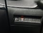 Peugeot 208 1.2 PureTech Active Sport (APPLE CARPLAY, GROOT NAVI, LANE ASSIST, SPORTSTOELEN, START/STOP, NIEUWE APK, NIEUWSTAAT)