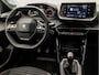 Peugeot 208 1.2 PureTech Active Sport (APPLE CARPLAY, GROOT NAVI, LANE ASSIST, SPORTSTOELEN, START/STOP, NIEUWE APK, NIEUWSTAAT)