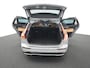 Volvo V60 2.0 T8 Plug-in hybrid AWD Ultra Dark | 455pk | Bowers & Wilkins | Stoelventilatie + massage | 360° Camera | Head-Up | Black Pack | Adaptive Cruise | BLIS
