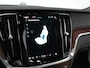 Volvo V60 2.0 T8 Plug-in hybrid AWD Ultra Dark | 455pk | Bowers & Wilkins | Stoelventilatie + massage | 360° Camera | Head-Up | Black Pack | Adaptive Cruise | BLIS