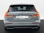 Volvo V60 2.0 T8 Plug-in hybrid AWD Ultra Dark | 455pk | Bowers & Wilkins | Stoelventilatie + massage | 360° Camera | Head-Up | Black Pack | Adaptive Cruise | BLIS