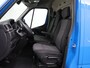 Renault Master 2.3DCI 135PK L3H2 | Maxi | Kastinrichting | Imperiaal | Navigatie | Camera | 3-Persoons | Cruise | Airco