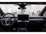 Volkswagen ID.7 Tourer 286PK Pro Limited Edition | Achterbank in ongelijke delen neerklapbaar incl. middenarmsteun en doorlaadmogelijkheid | Afstandscontrolesysteem (Front Assist), met voetgangers- en fietsersherkenning | Airconditioning automatisch, 2-zone (Climatronic)